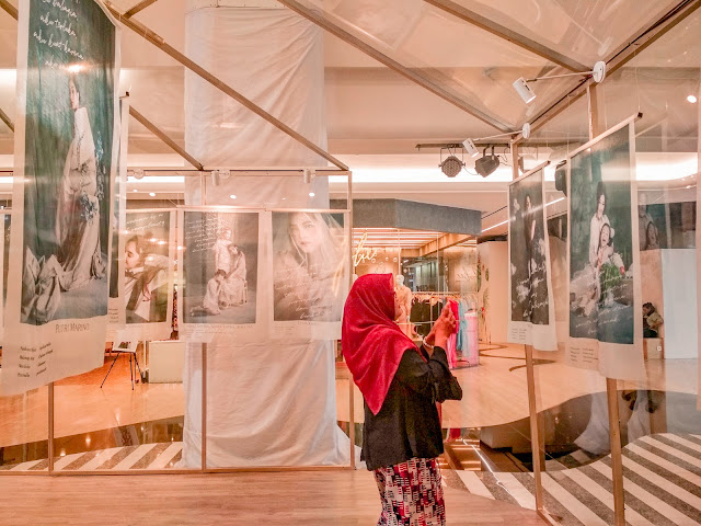 Cinta Laura, Kanker Serviks, Cegah Kanker Serviks dengan Vaksin HPV, vaksinasi HPV, Faktor risiko kanker serviks, cara cegah kanker serviks, ciri-ciri kanker serviks, cara mengetahui kanker serviks, cara deteksi kanker serviks, cegah kanker sedini mungkin, harga vaksinasi hpv, harga vaksin hpv