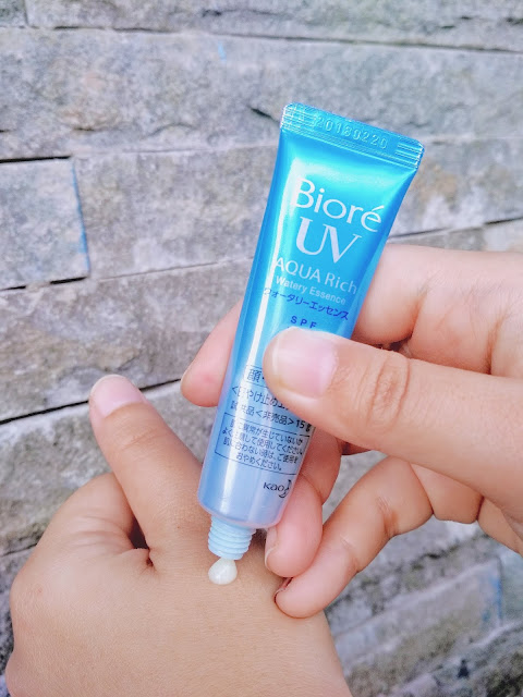 Biore Sunscreen, Sun Screen, Sun Screen untuk kulit berminyak, Review Sun screen, Sun Screen untuk kulit berjerawat, Sun screen aman, Sun Screen aman untuk kulit berjerawat, harga sun screen biore UV, Biore UV murah, sun screen untuk kulit kering, cara menggunakan sun screen