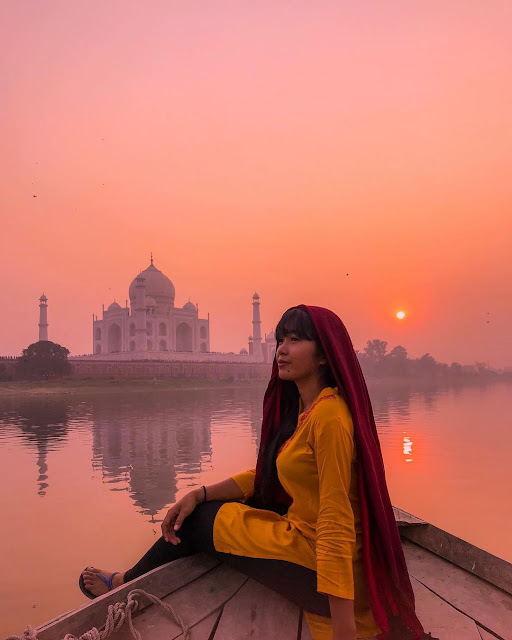 Taj Mahal India backpacker ke India, taj mahal India, spot foto di taj mahal, rekomendasi traveling ke luar negri, traveling ke Luar negri, negara yang wajib dikunjungi, Traveling ke India