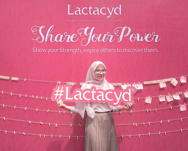 cara merawat area miss v lactacyd aman untuk membersihkan area miss v, cara bersihkan area miss v, produk aman untuk area miss v, puaskan suami dengan merawat area miss v, tips merawat area miss v, merawat area miss v, tips menjaga area miss v bersih dan wangi