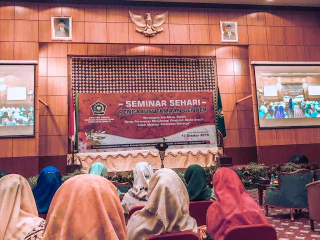 Pengarustamaan gender seminar sehari pengarustamaan gender, kementerian agama, dharma wanita kemenag